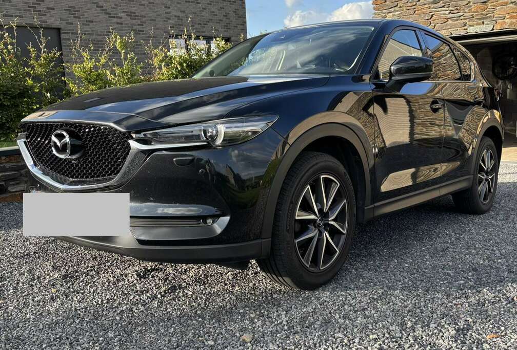 Mazda 2.0i SKYACTIV-G 4WD Prestige Edition