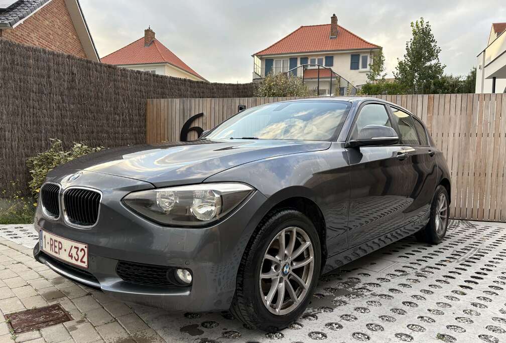 BMW 114d Sport Line weinig kms - rookvrij