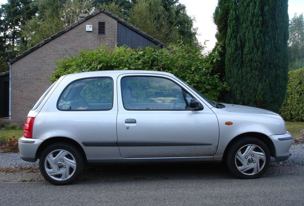 Nissan 1.0i 16v Comfort N-CVT - 1er propriét. 51.000km