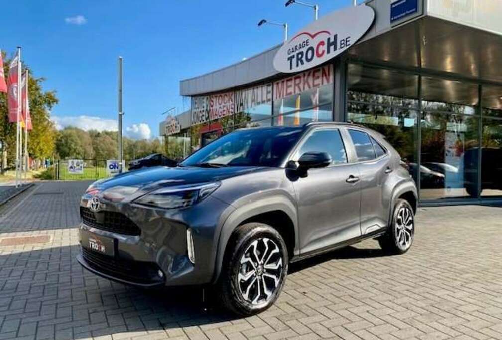 Toyota 1.5i VVT-i Hybrid Dynamic Plus New Facelift 131PK