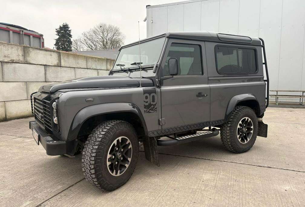 Land Rover Defender 90 DPF Station Wagon Adventure