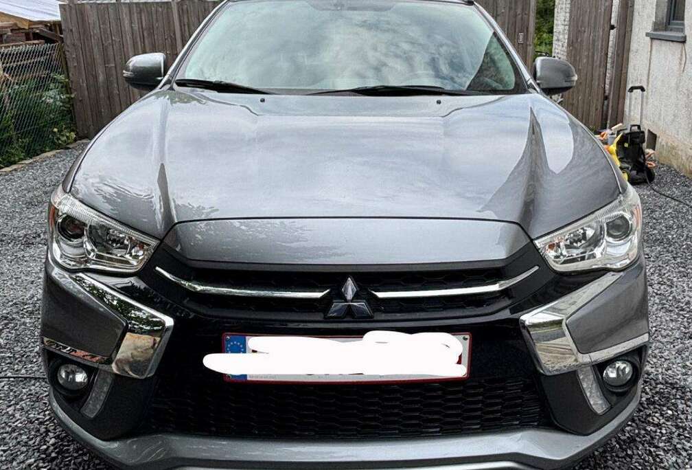 Mitsubishi ASX 1.6i 2WD Diamond Edition