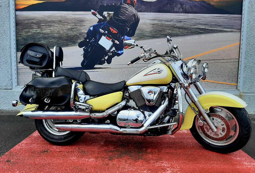 Suzuki INTRUDER