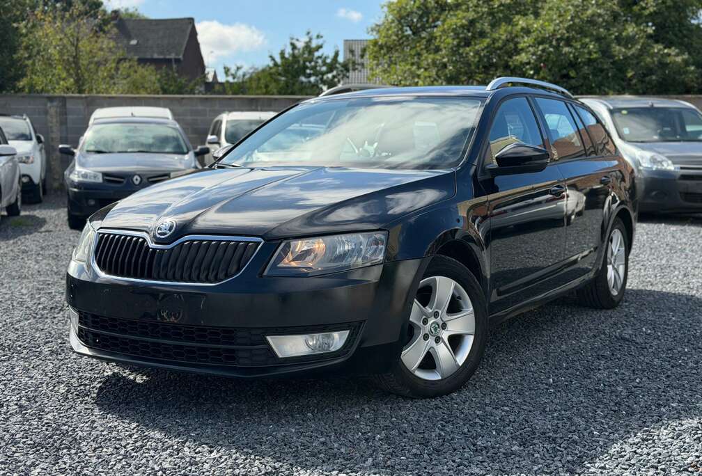 Skoda SW 1.6 TDi KEYLESS / EURO 6B / AIR CO / NAVIGATION PRO