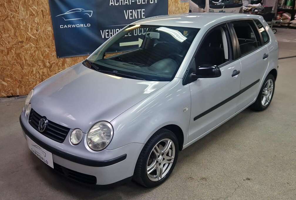 Volkswagen Polo 1.2i 12v Comfortline $$ 12 MOIS GARANTI $$