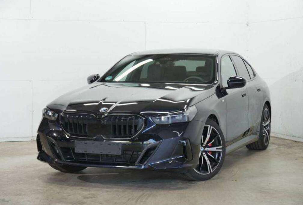 BMW M SPORT PRO - HAAK - HARMAN-KA