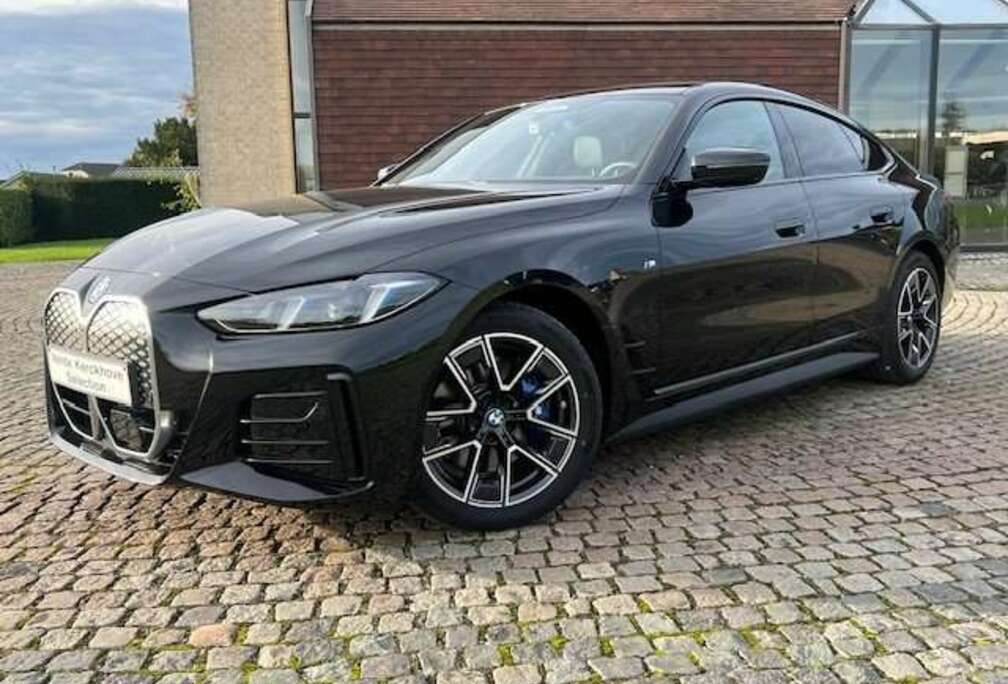 BMW xDrive40 M SPORTPAKKET / TREKHAAK