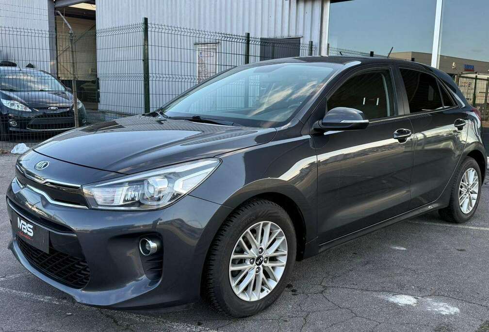 Kia *CRUISE *CLIM *GPS *VITRE-TEINTÉ *FEUX-LED *