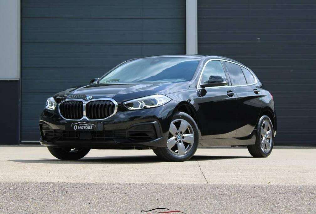 BMW 116iA/LED/CRUISE/CARPLAY