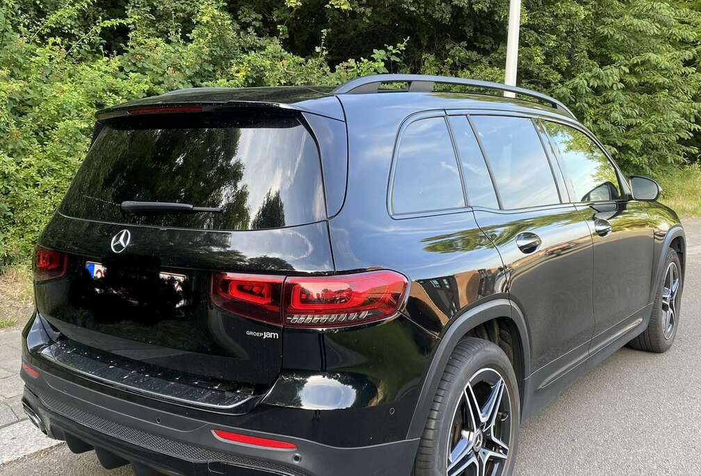 Mercedes-Benz d 8G-DCT AMG Line