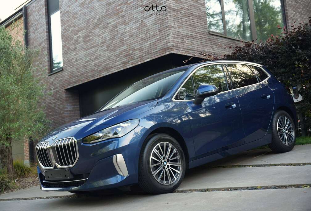 BMW iA Luxury Line Adaptive LED/Leder/Zetelverwarming/Camera/Keyless Access/