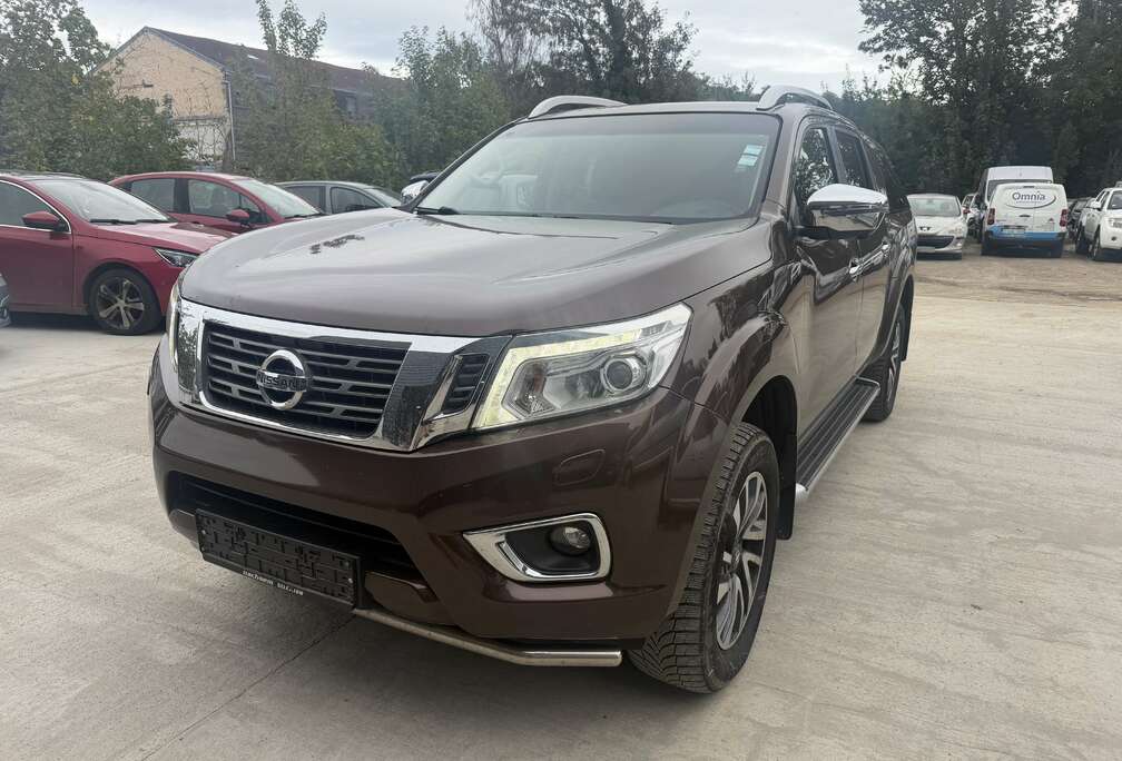 Nissan Navara 2.3 dCi 4WD Tekna