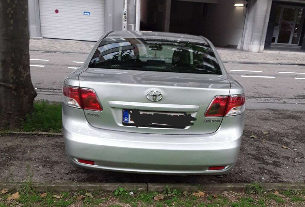 Toyota Avensis 2.2 D-4D Luna DPF