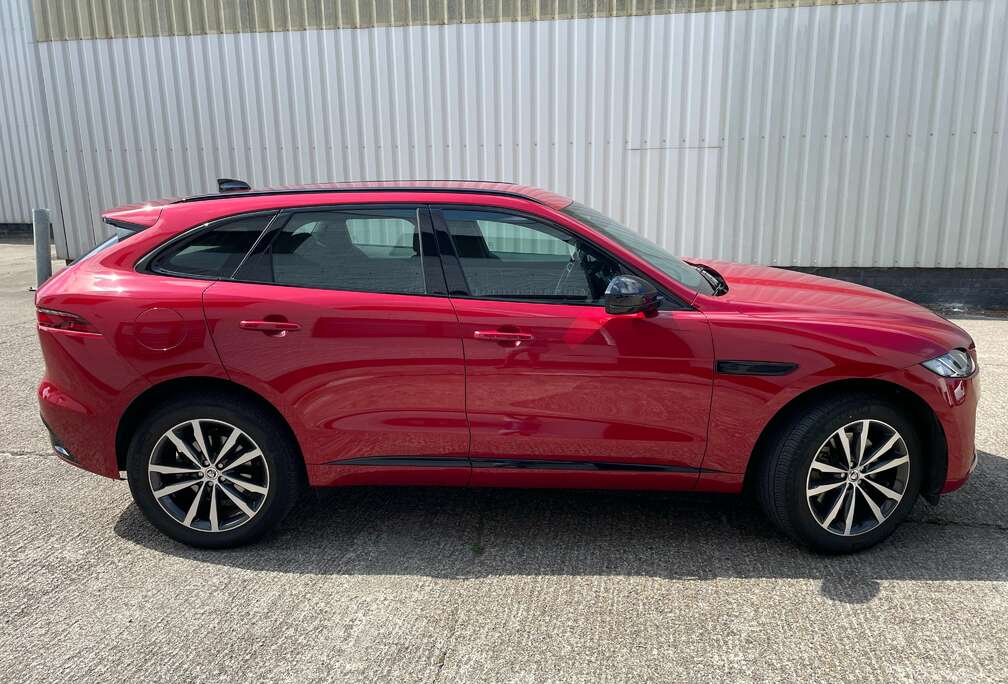 Jaguar P400e R-Dynamic SE AWD Aut