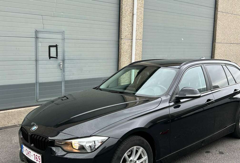 BMW 318d Touring pano