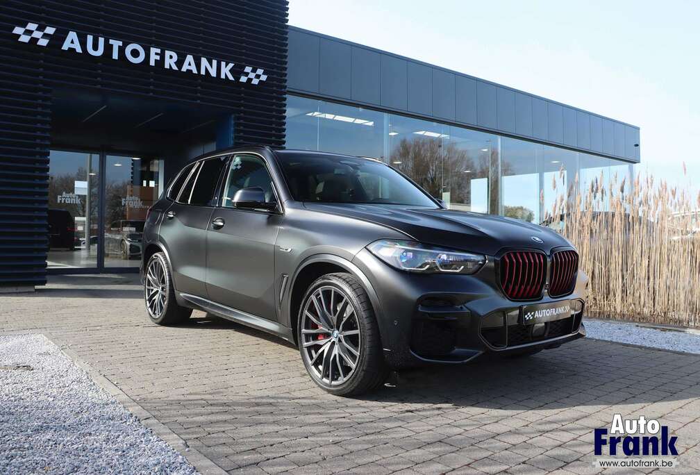 BMW 45E / BLACK VERMILLION / LASR / DRIV PRO / TREKHK