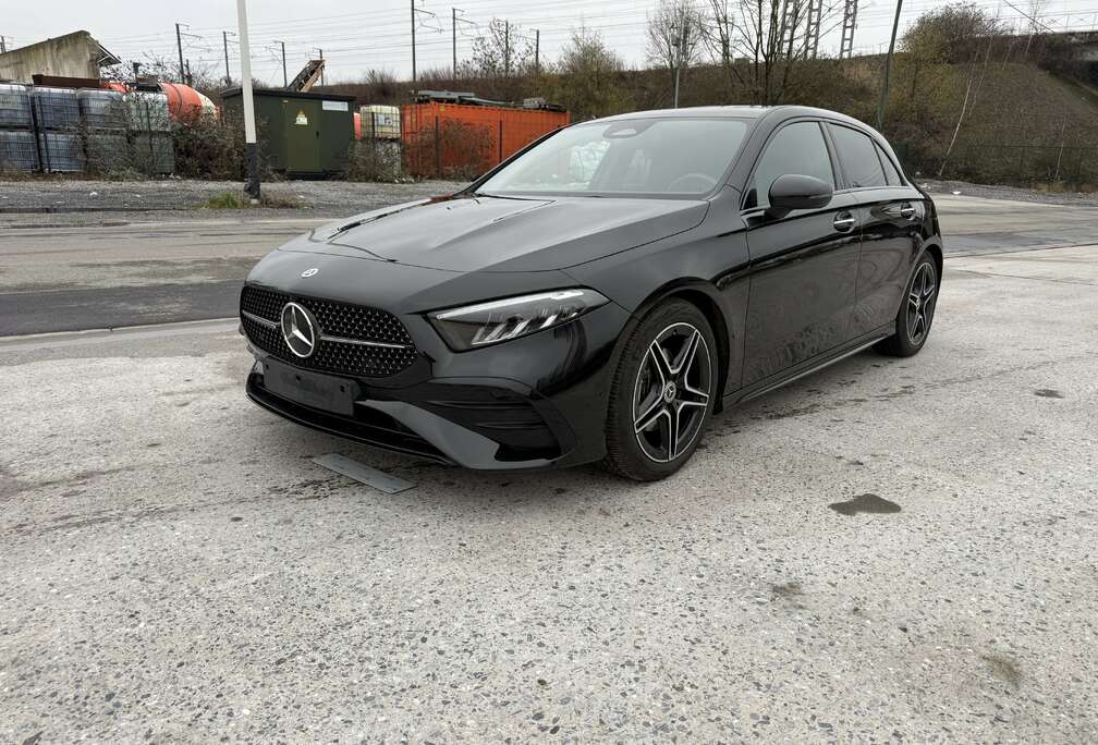 Mercedes-Benz A 180 AMG Line