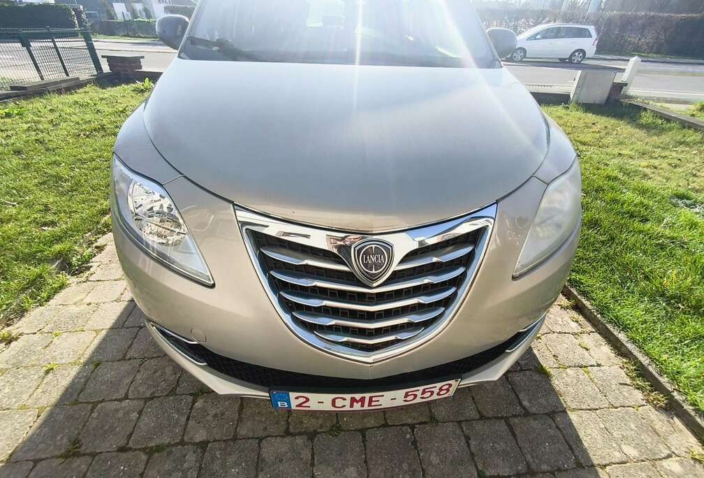 Lancia 0.9 TwinAir 85 ch Stop&Start Platinum