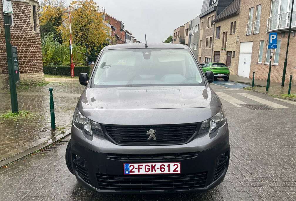 Peugeot 1.2 PureTech L2 Heavy Pro S/S (EU6.3)