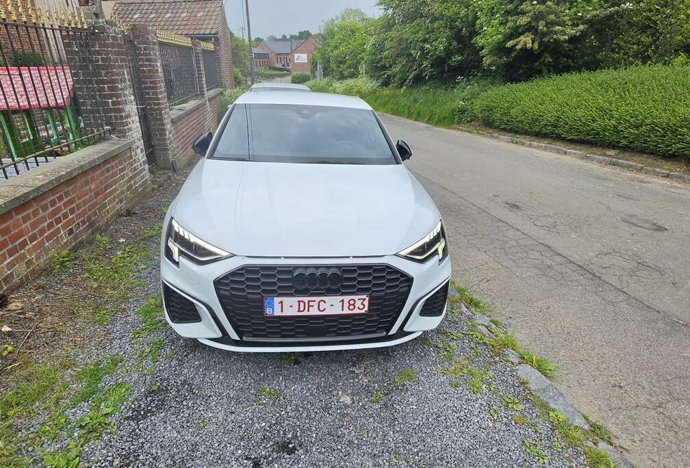 Audi 30 TFSI Sport Edition S tronic