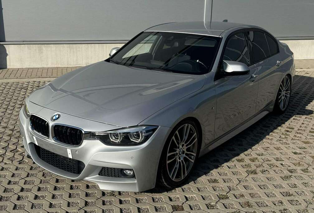 BMW 320iAS