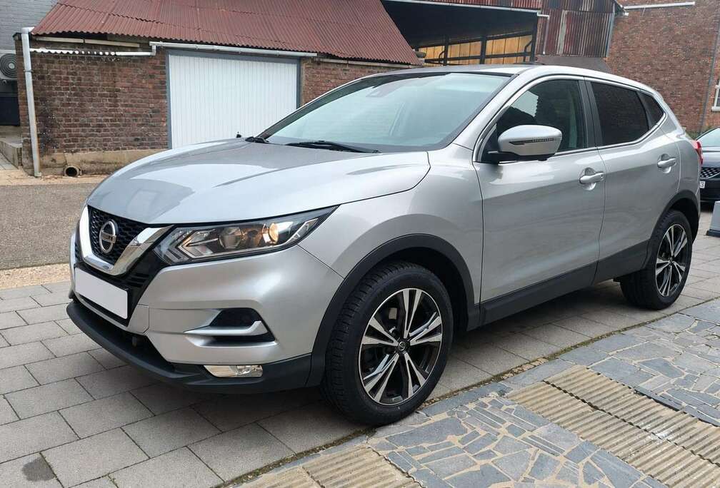 Nissan 1.2 DIG-T Xtronic N-Connecta
