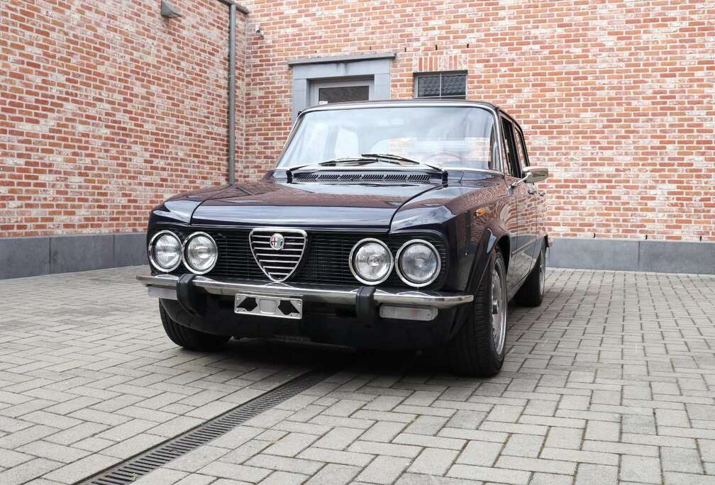 Alfa Romeo Nuova Super 1300 ALFAHOLICS
