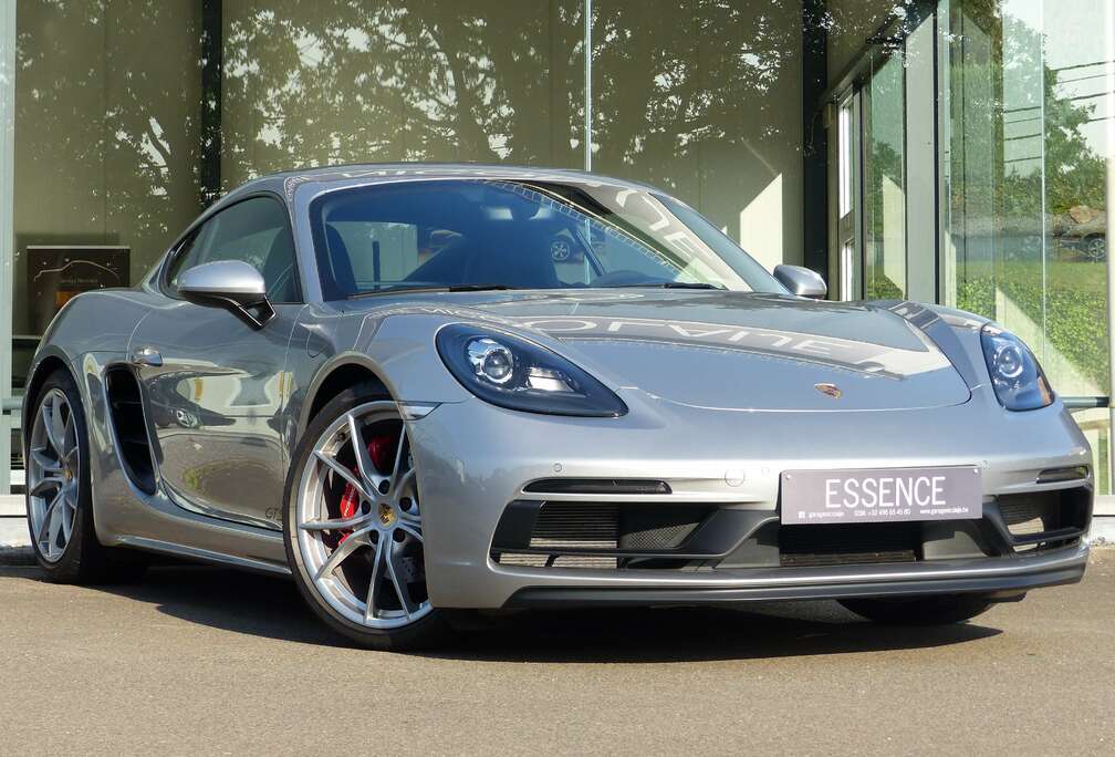 Porsche Cayman 2.5 Turbo GTS PDK