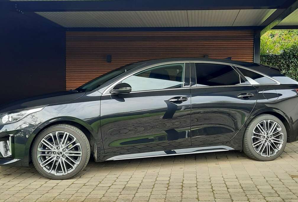 Kia ProCeed 1.4 T-GDI DCT7  OPF GT LINE