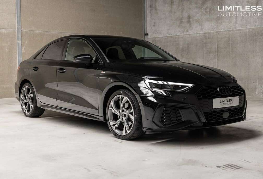 Audi Sedan 35 TDi  3x S-Line / Black Pack / Alcantara / VAT / FULL