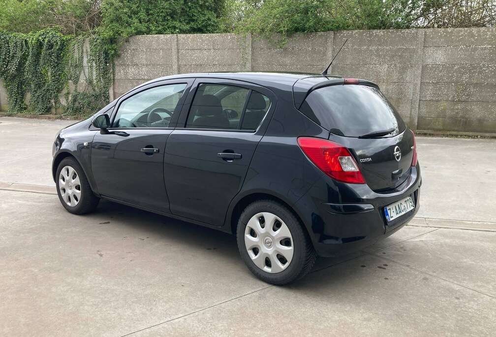Opel 1.4 benzine 2014 met 99000km*1STE EIGENAAR*EURO 5*garantie*100PK*FIETSREK*PERFECT*LEZ OK