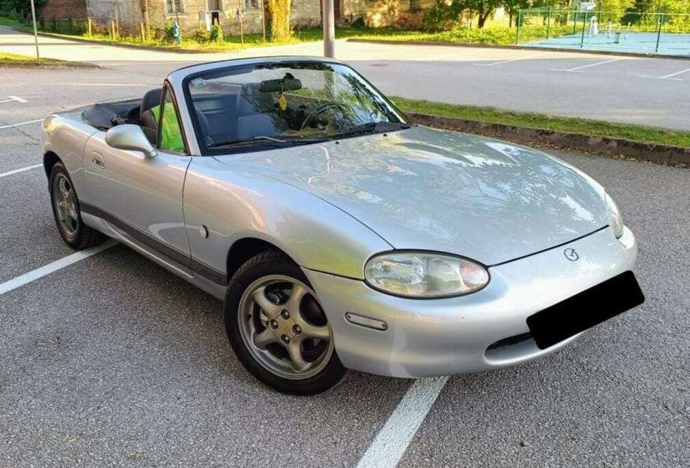 Mazda 1.6i 16v Leather