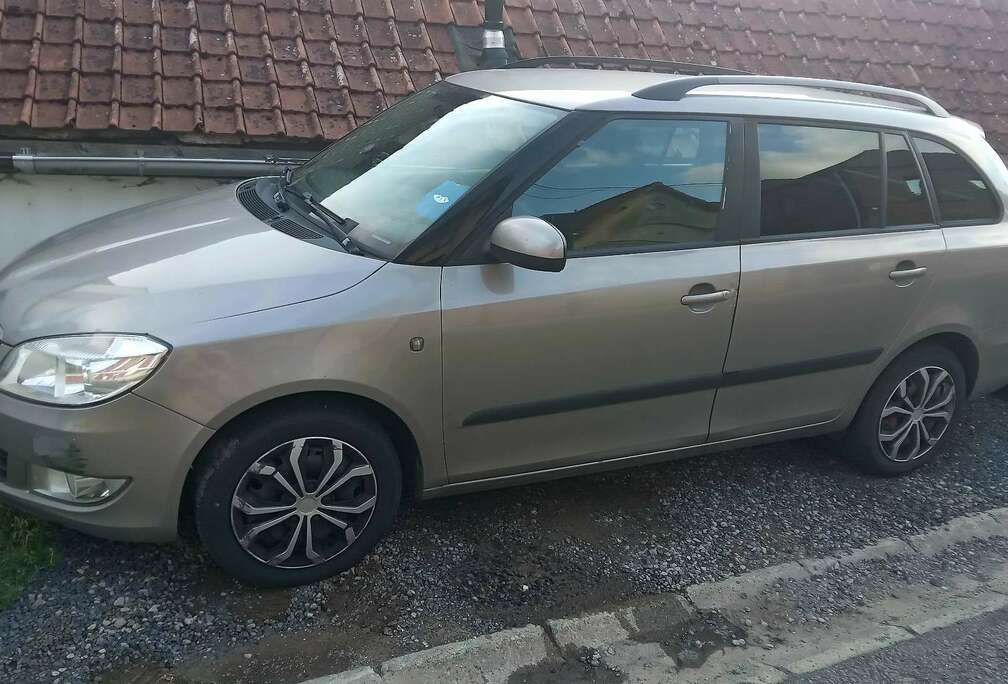 Skoda SW 1.2i Classic break euro5 essence