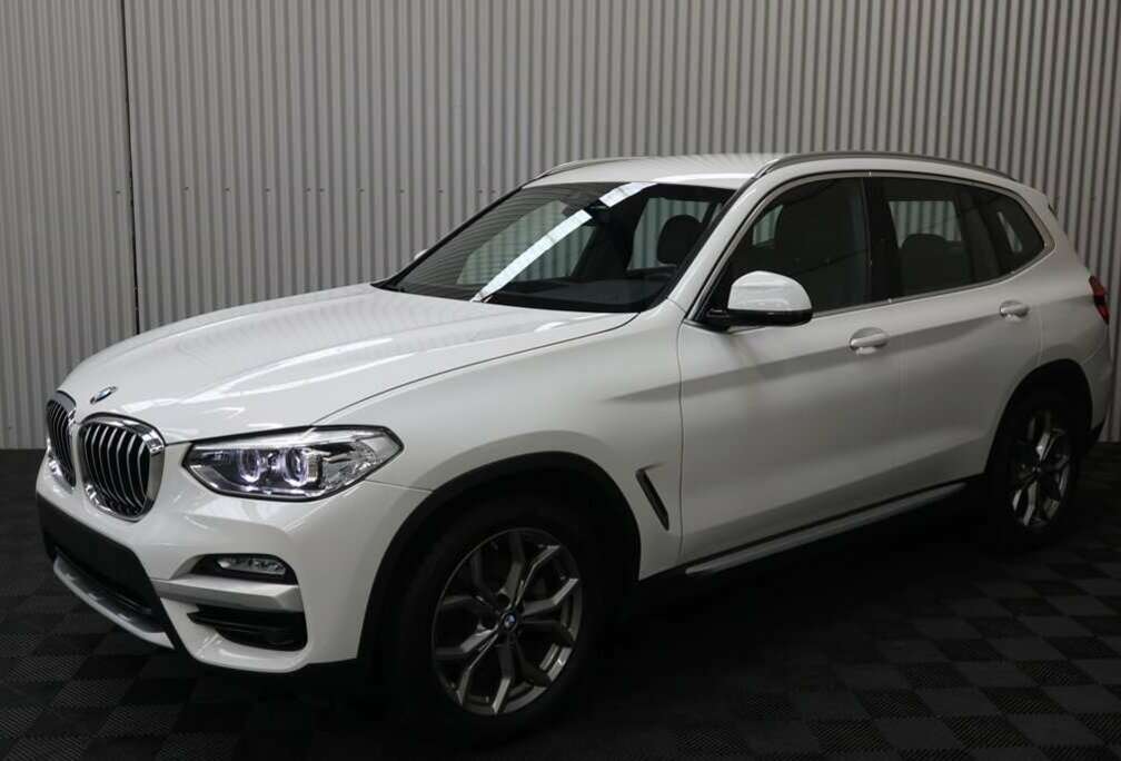 BMW 2.0 dA xDrive X-Line Navi Camera 19 inch LED Apple