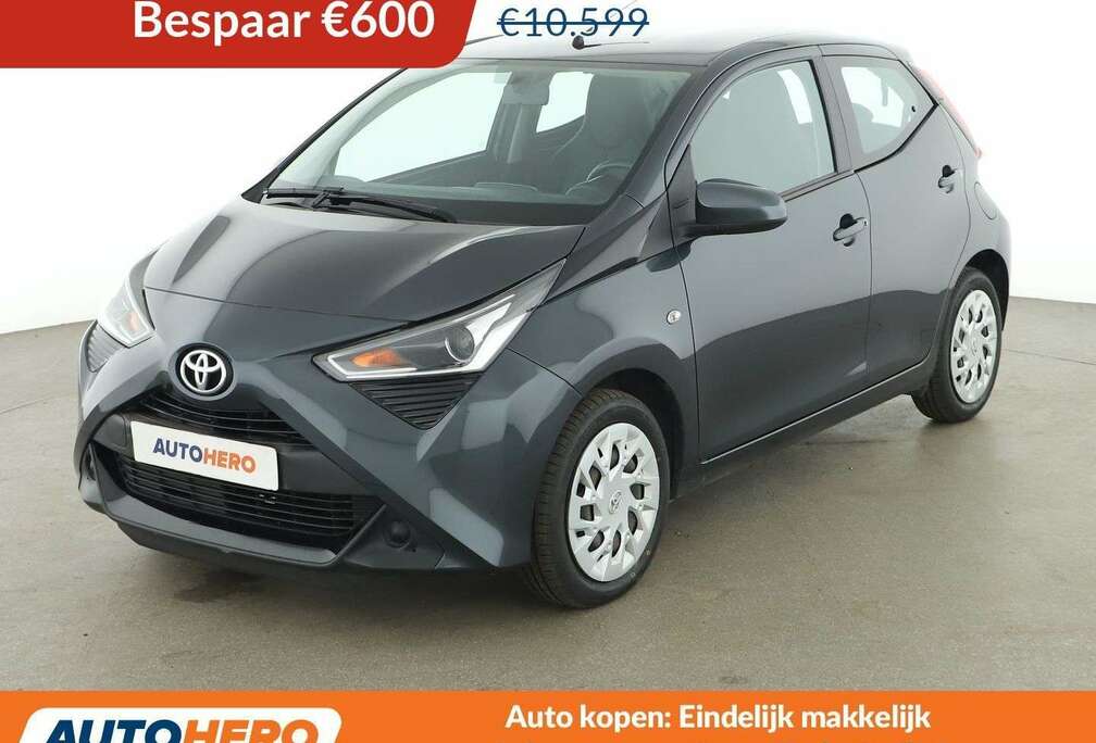 Toyota 1.0-VVT-i X-Play