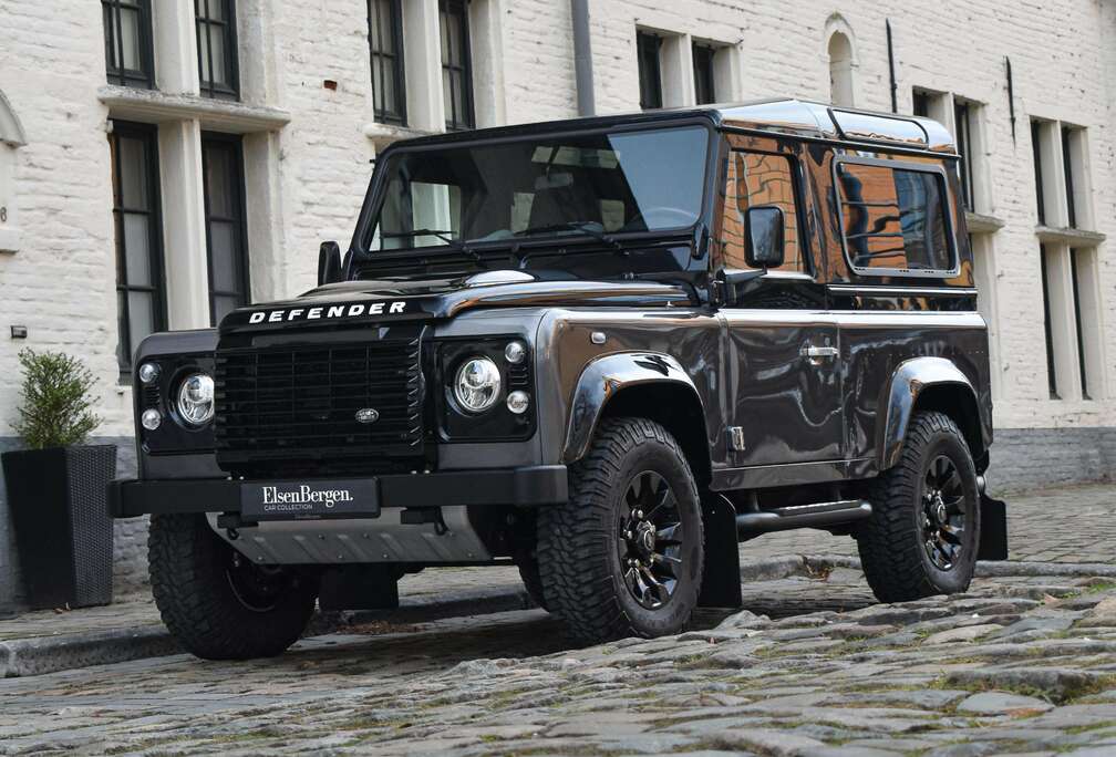 Land Rover 90 / 2.2 TD4 / \