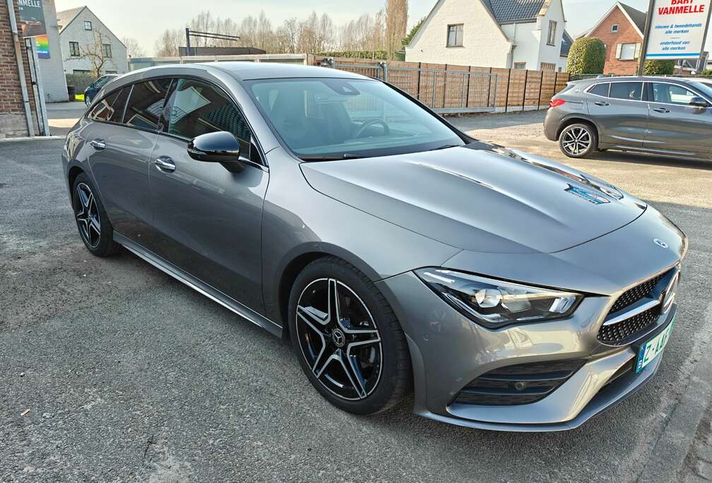 Mercedes-Benz CLA 180 AMG Line