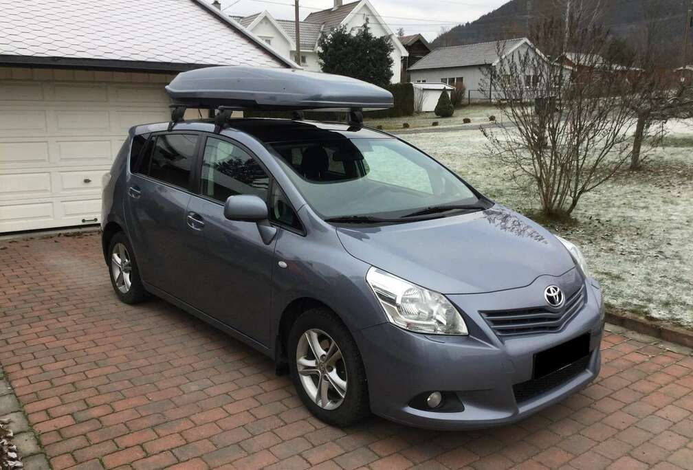 Toyota Corolla Verso 2.2 Turbo D4D 16v Linea Luna 7pl.