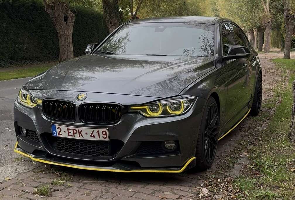 BMW 318iA Sport Line