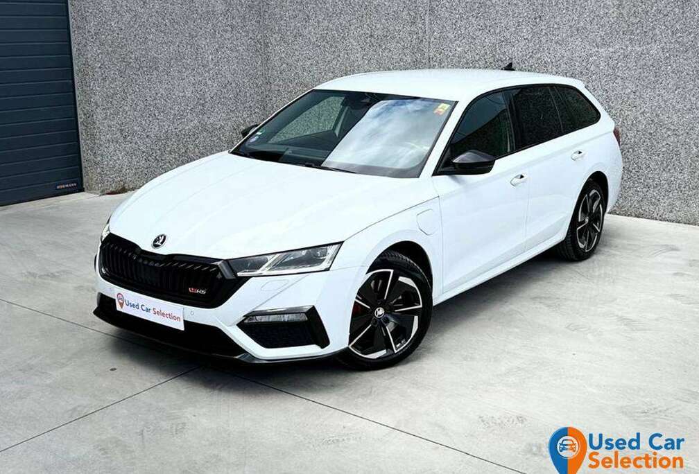 Skoda Combi RS PHEV 1.4 TSI DSG/  245PK/ Carbon/ BTW/ Garantie