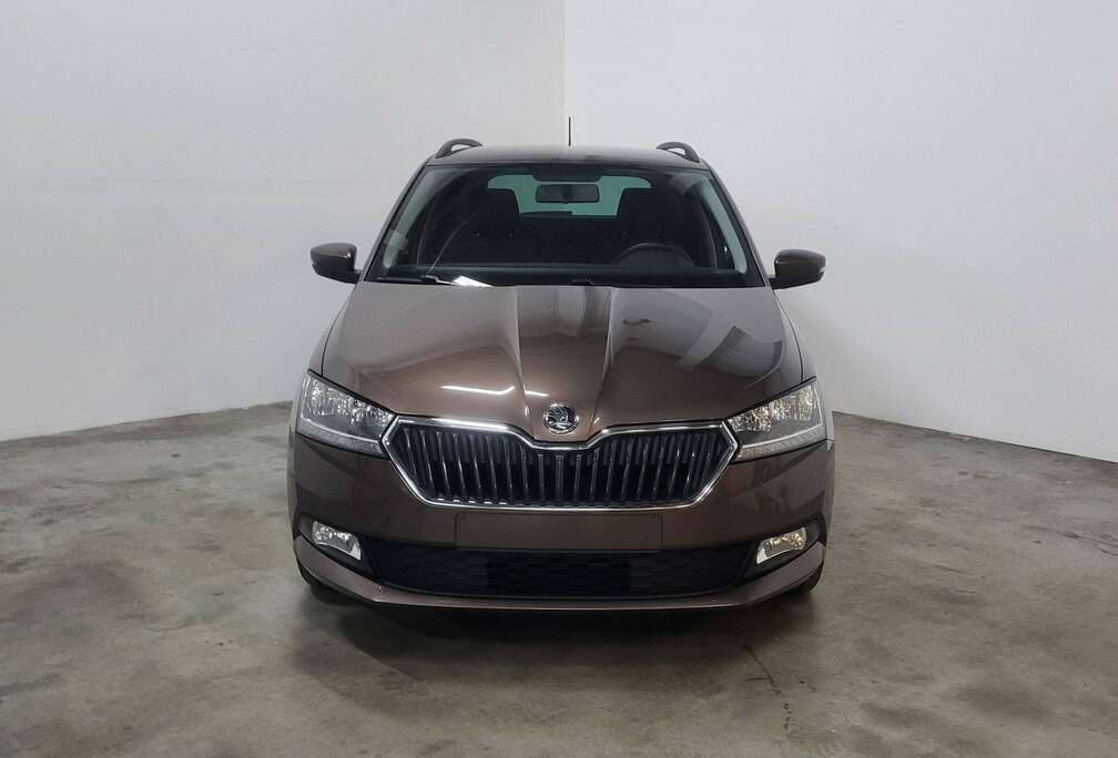 Skoda SW 1.0 TSI Ambition * CARPLAY * RADAR ARR *