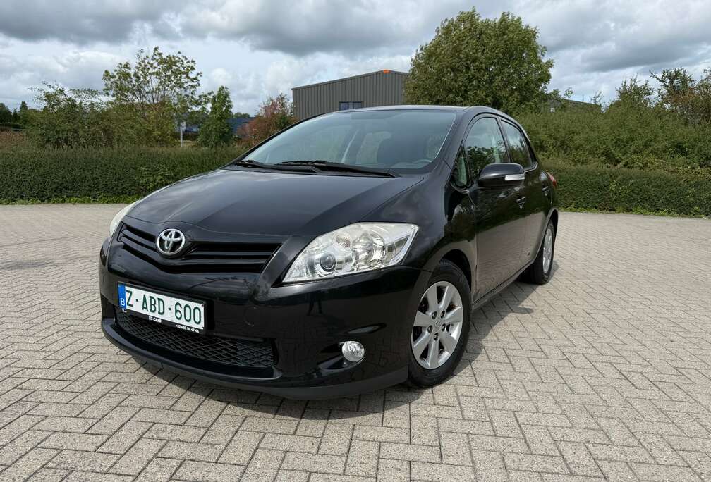Toyota Auris 1.4 D-4D ECO Luna DPF