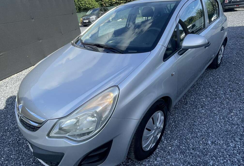 Opel 1200 Essence ! Prête À Immatriculer !