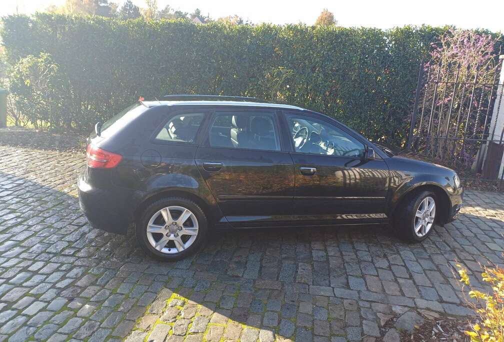 Audi 1.4 TFSI Sportback S tronic Ambition