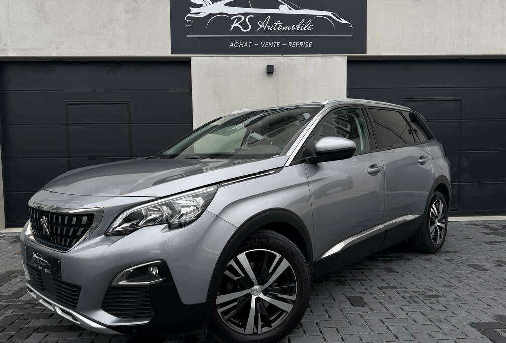 Peugeot 5008 1.2T CUIR/ TOIT OUVRANT