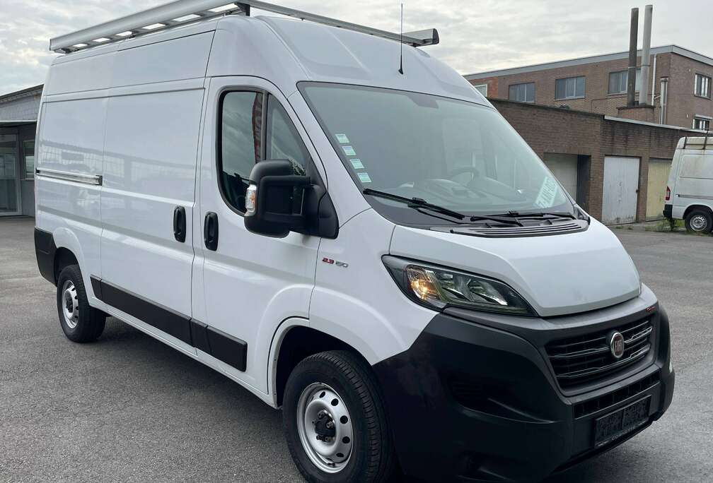 Fiat Ducato 2.2 Multijet L2H2 3 PLACES CLIMA NAVI CAMERA GALERIE DE TOIT / ECHELLE CLOISON DE SEPARATION 12.000 HTVA