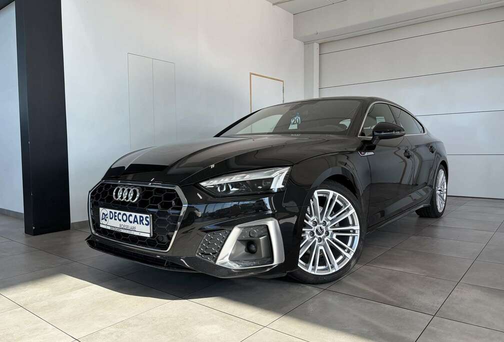 Audi S-Line / Leder / Apple Carplay - Android Auto / Leder & Zetelverwarming / Navigatie /
