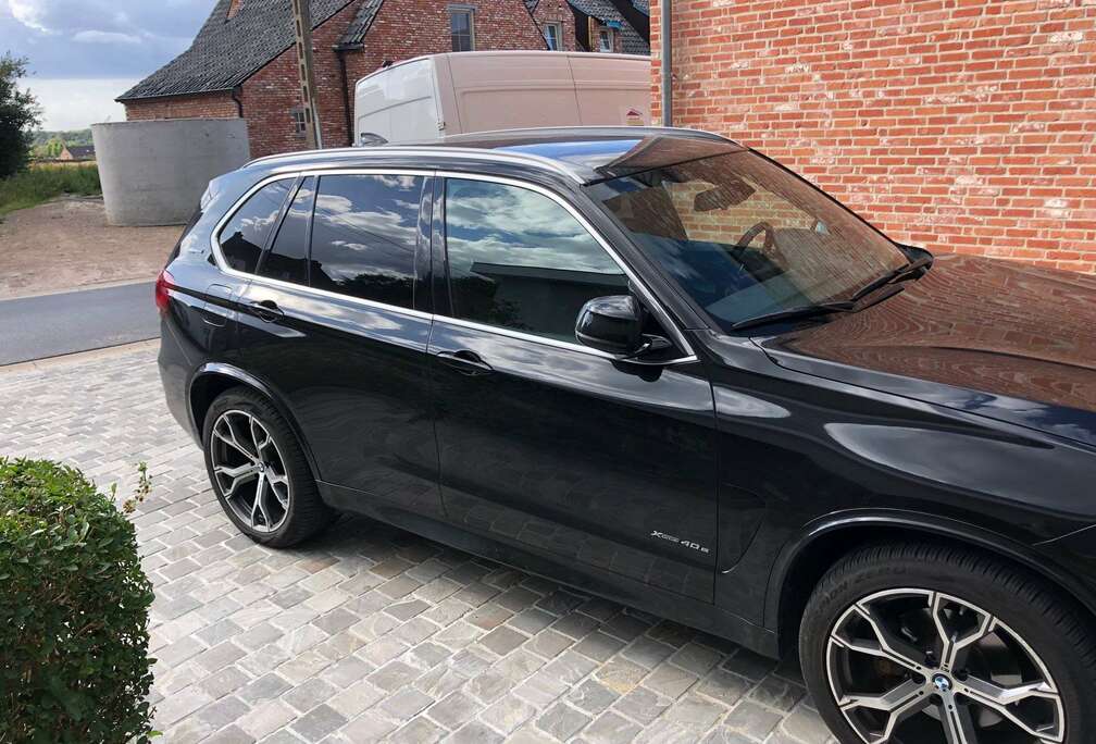 BMW xDrive40e