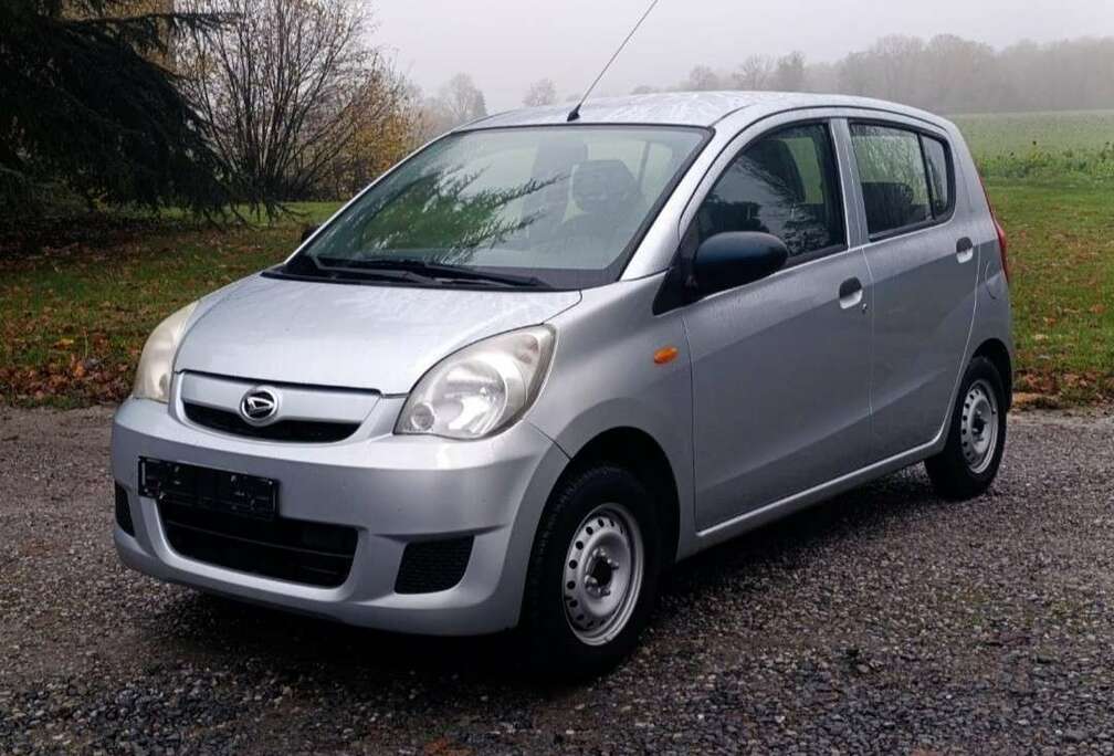 Daihatsu 1.0i Top