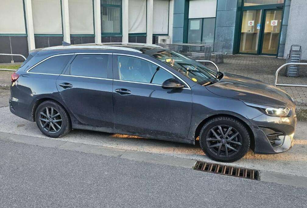 Kia Ceed SW 1.6 CRDi MHEV GT-Line DCT